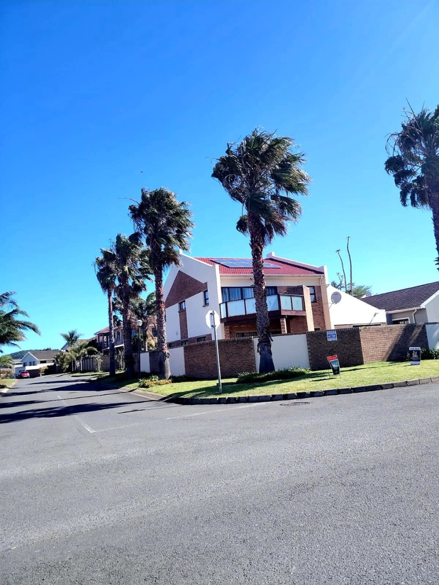 3 Bedroom Property for Sale in Beacon Bay Eastern Cape